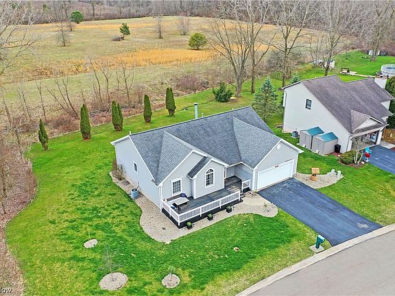 3rd image of 4903 Jonathan Ln NW