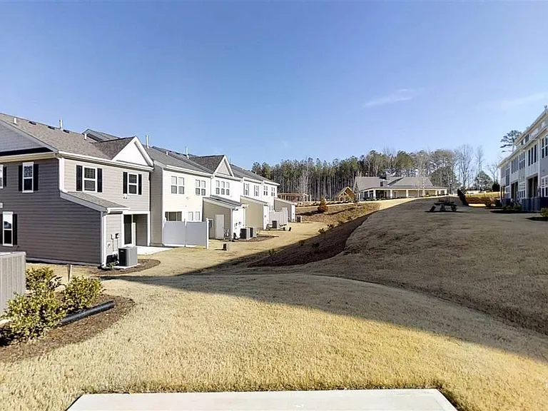 2542 Sunnybranch Ln — Photo 10