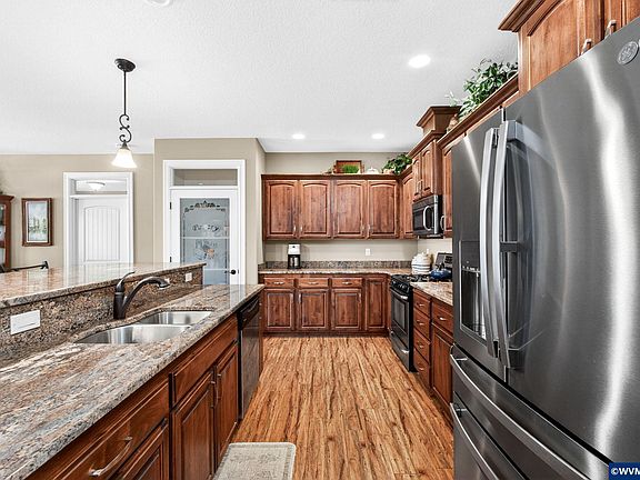 5th image of 2877 Islander Ave NW