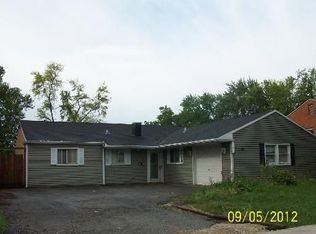 49 Cambridge Ln, Glendale Heights, IL 60139