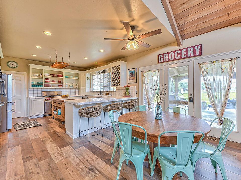 1905 McCloskey Rd, Hollister, CA 95023 Zillow