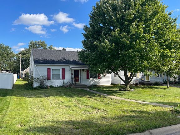 3rd image of 284 N Randolph Ave