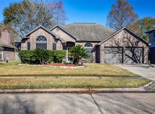 7331 Maple Walk Dr, Humble, TX 77346