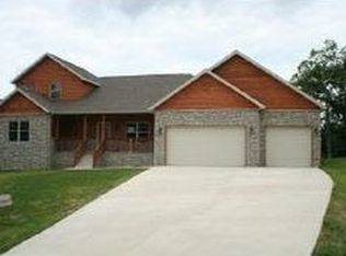 535 Humminbird Hills Ln, Branson, MO 65616