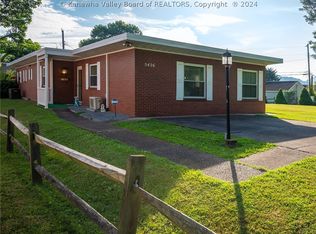 5426 Lancaster Ave, Charleston, WV 25304