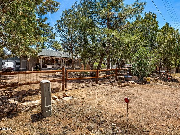 2nd image of 2893 Holiday Forest Drive