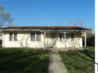 612 S Wells St, Gary, IN 46403