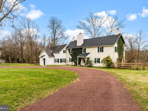 737 Willow Run Rd, Ambler, PA 19002