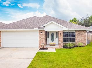 3057 Illinois Pl, Gulf Breeze, FL 32563
