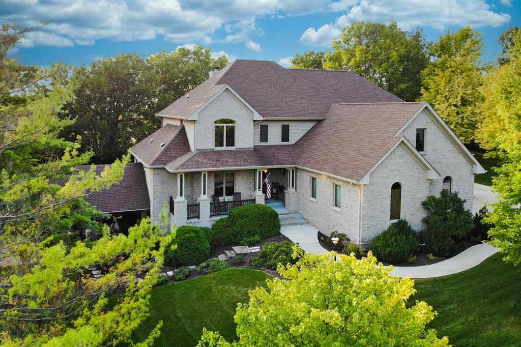 13084 Promontory Trl, Roscoe, IL 61073 Zillow