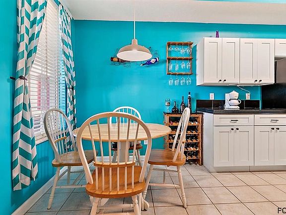 4th image of 708 Augusta Cir #708