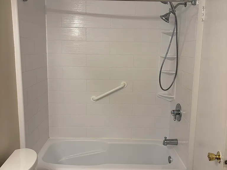 109 Driftwood Ct #109 — Photo 18