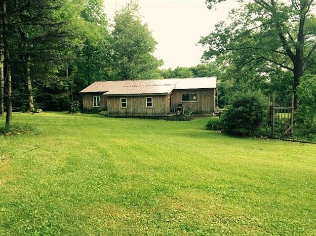 1st image of 725 Texas Hill Rd