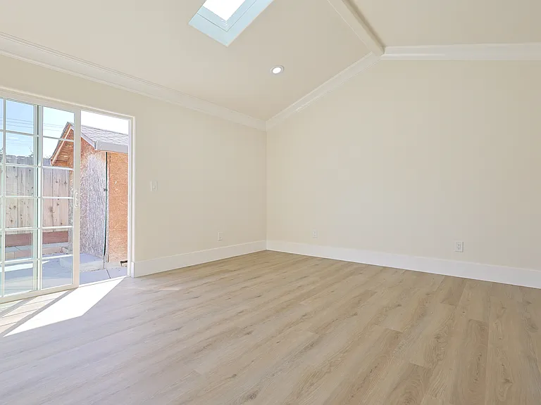 36057 Dalewood Dr — Photo 12
