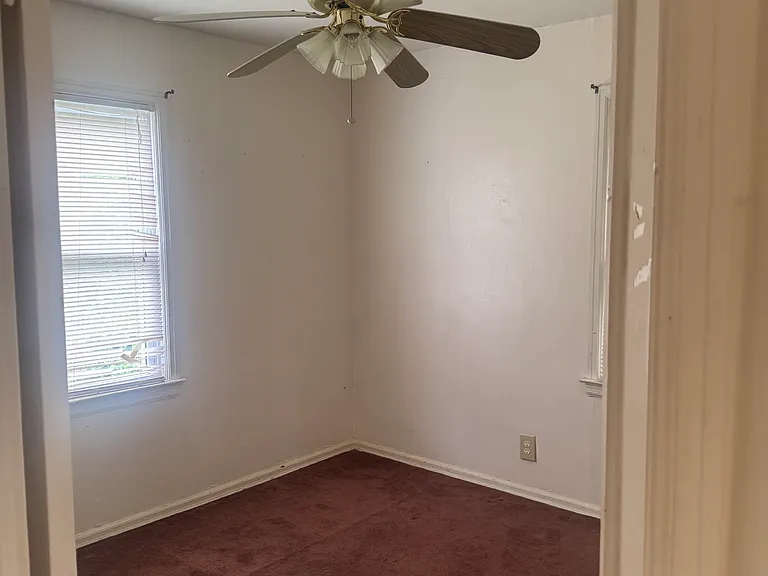 2200 Jefferson St — Photo 10