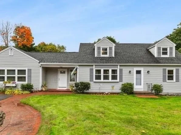 336 Handy St, Attleboro, MA 02703