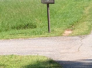 175 Autumn Dr, Pickens, SC 29671