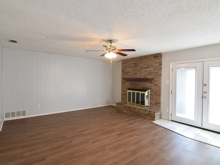 1701 Hill St — Photo 7