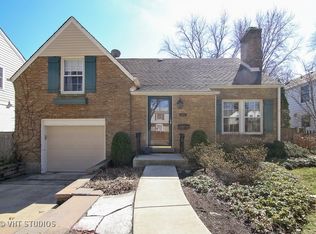 2001 Greenwood Ave, Wilmette, IL
