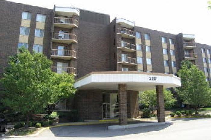 1st image of 2201 S Grace St APT 400