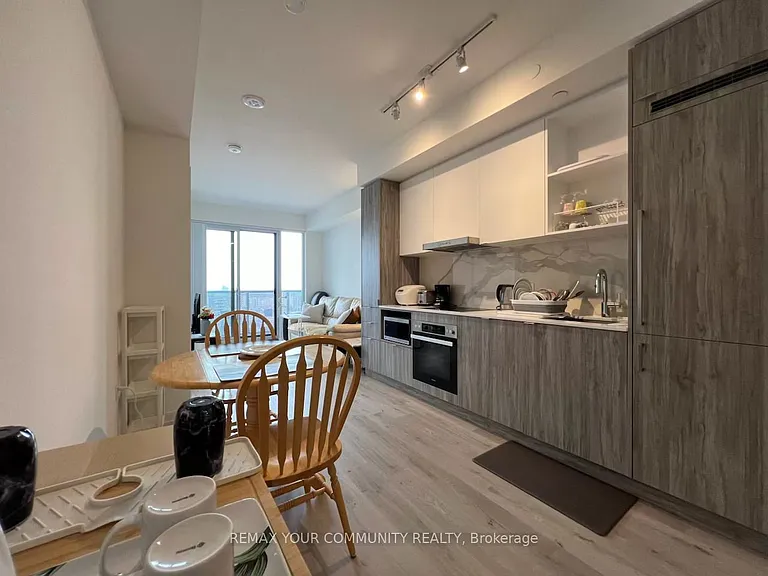 138 Downes St #7302 — Photo 6