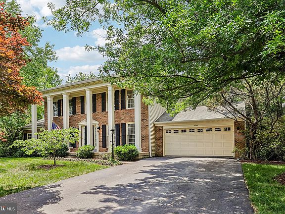 2nd image of 21341 Thimbleweed Ct