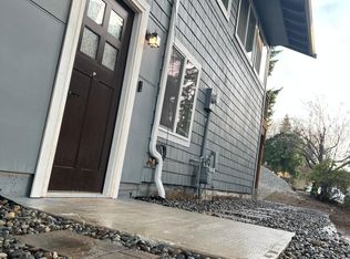 14366 SE 47th Pl #A, Bellevue, WA 98006