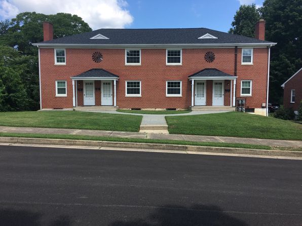2724 Cedarhurst Ave NW APT 4