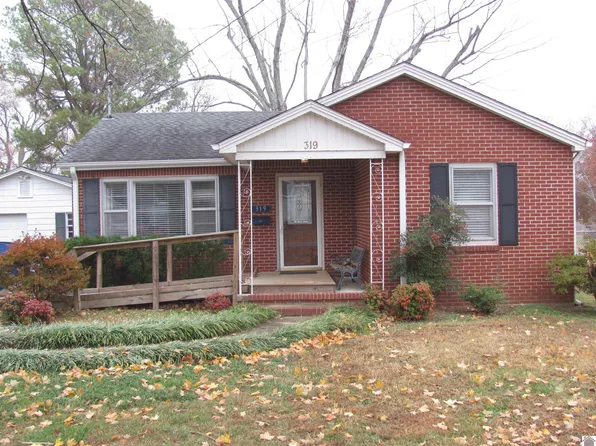 319 Irvan St, Murray, KY 42071
