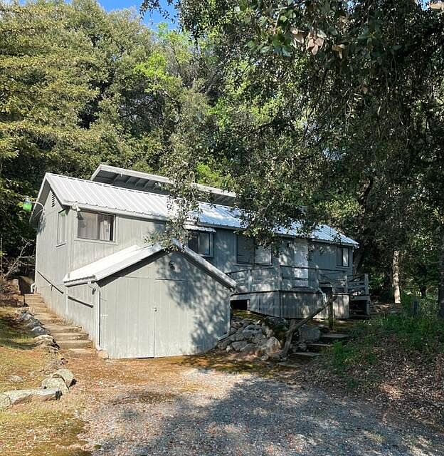 1st image of 45999 Blue Ridge Drive