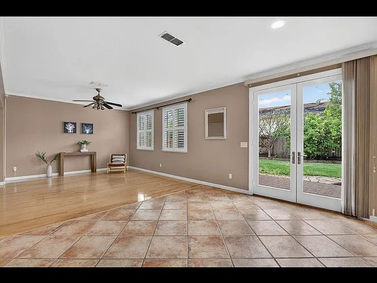 6311 Bluebill Ct — Photo 9