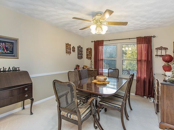 4th image of 4679 Catskill St