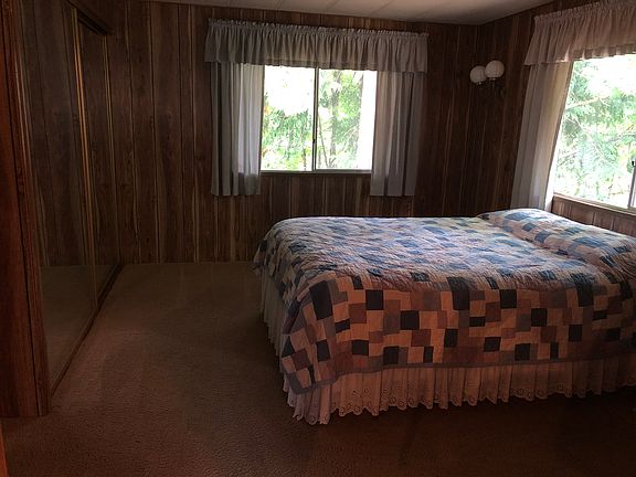 5th image of 33900 NE Stossel Creek Way