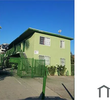 11217 S Broadway