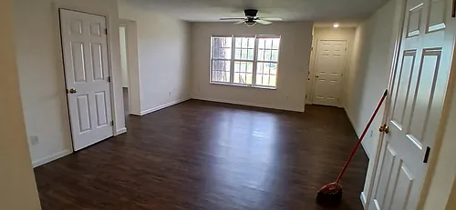 104 Woodmont Ave Photo 1