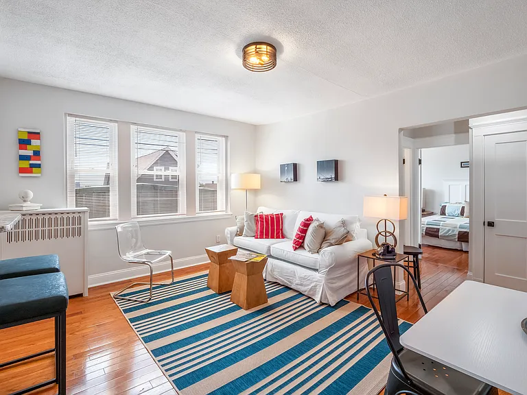 8 Walnut St #28 — Photo 6