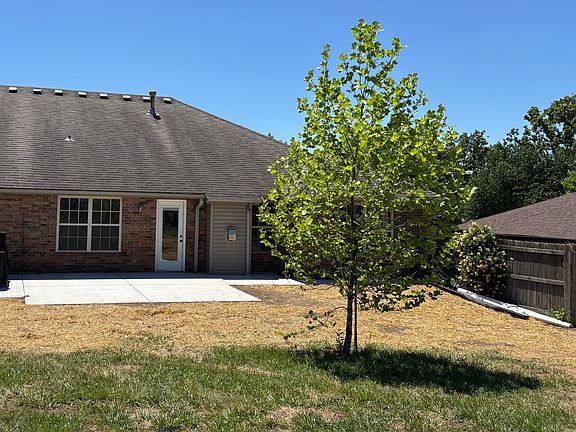 3rd image of 1269 W Bridgewood Pl
