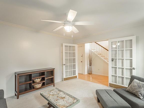 2nd image of 6315 Oak Meadow Dr