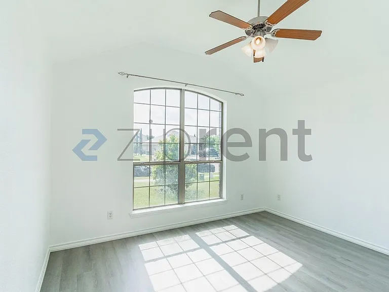 1803 Jesse Dr — Photo 15