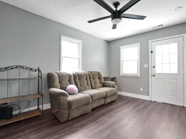 518 Yates St, Williamsport, OH 43164