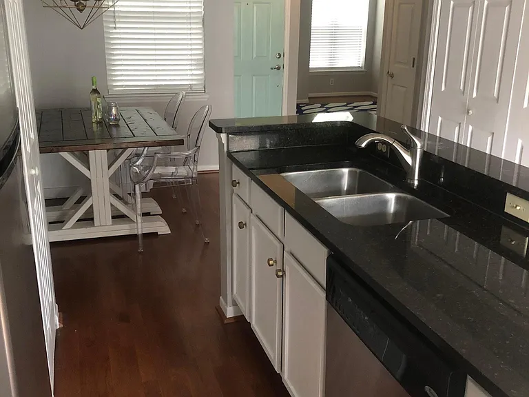 2209 Sumner Green Ave #T — Photo 22