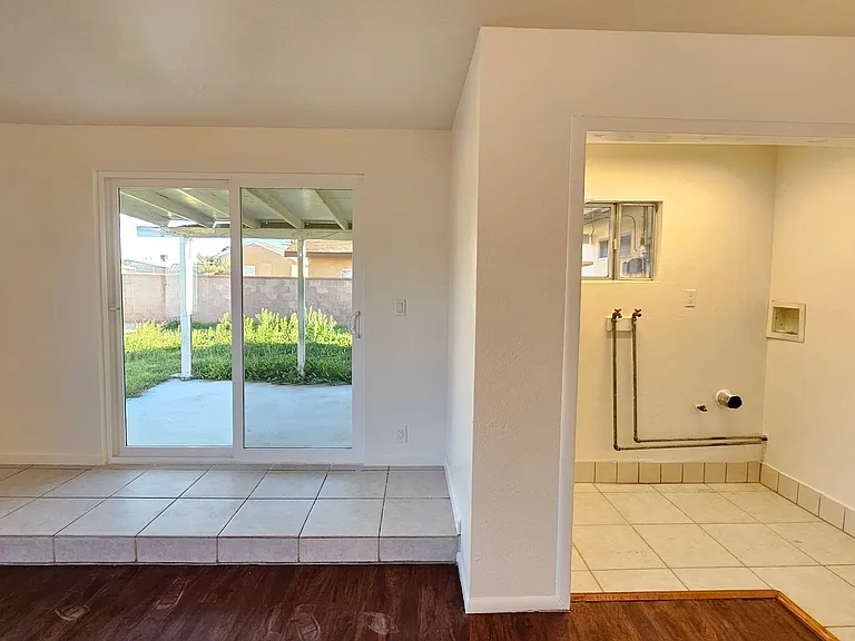 44344 Sundell Ave — Photo 6