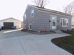 257 E Park St, Owatonna, MN 55060