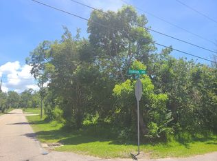 3043 Quave Rd, Diberville, MS 39540