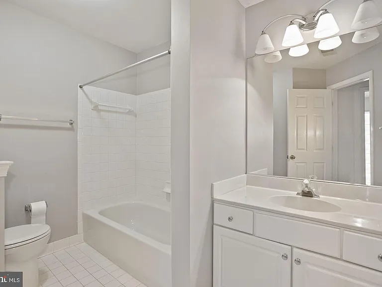 4002 Rosemeade Dr — Photo 25
