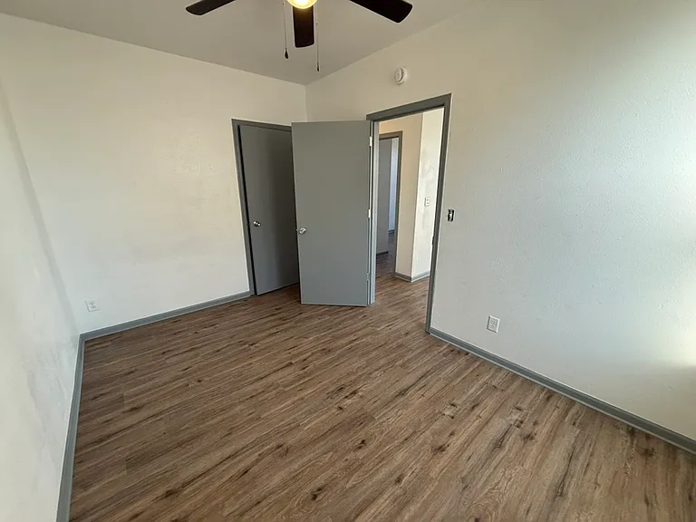 1501 Central Ave — Photo 14