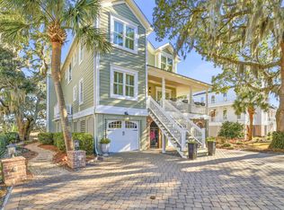 46 High Hammock Way, Pawleys Island, SC 29585