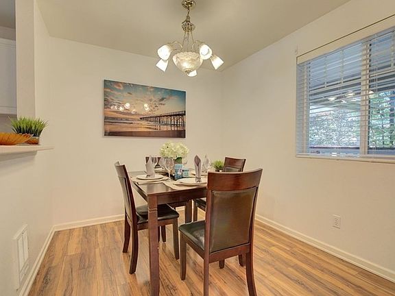 5th image of 18501 SE Newport Way Unit K345