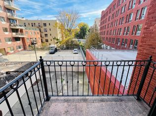 31-13 23rd St #3B, Astoria, NY 11106