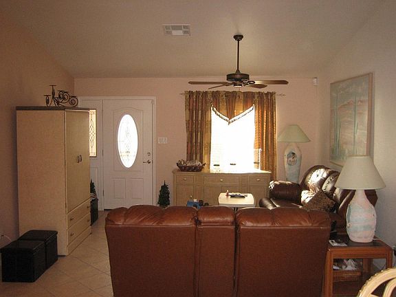 3rd image of 11811 S Gila St